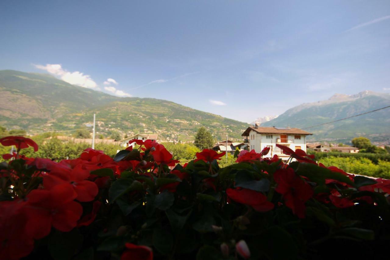 Apartment L'Envers Aosta Eksteriør bilde